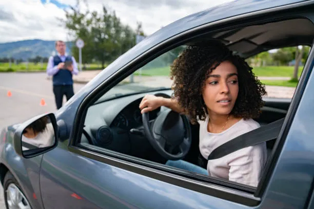 Auto-école pour perfectionner l'apprentissage des manœuvres, Le Havre, Auto-école Safe Conduite